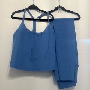 Beyond Yoga Sky Blue Heather Set